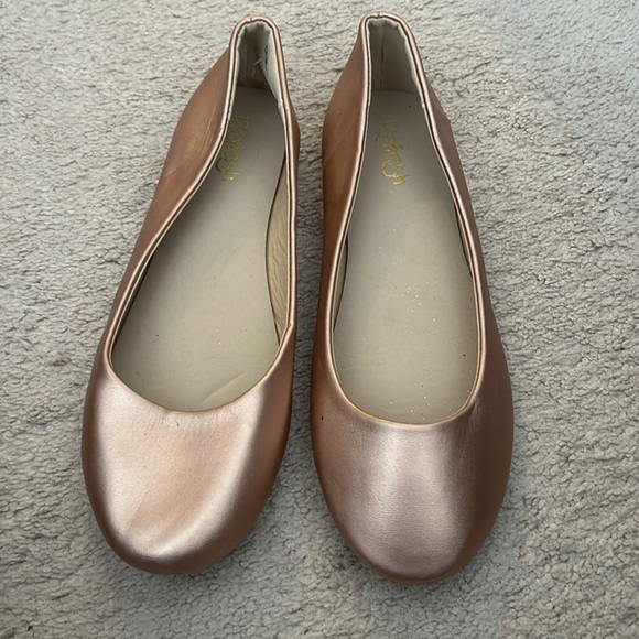 Refresh Demi-11 Rose Gold Flats - Picture 2 of 7